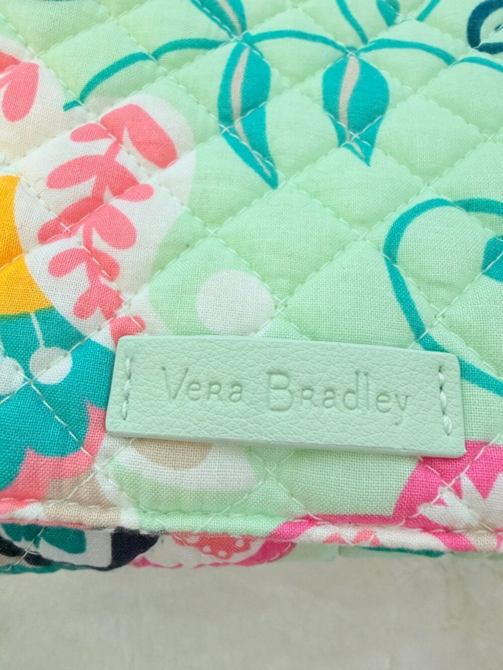 NWT Vera Bradley Floral Quilted Convertible Crossbody Shoulder Bag Mint Green - Picture 2 of 10